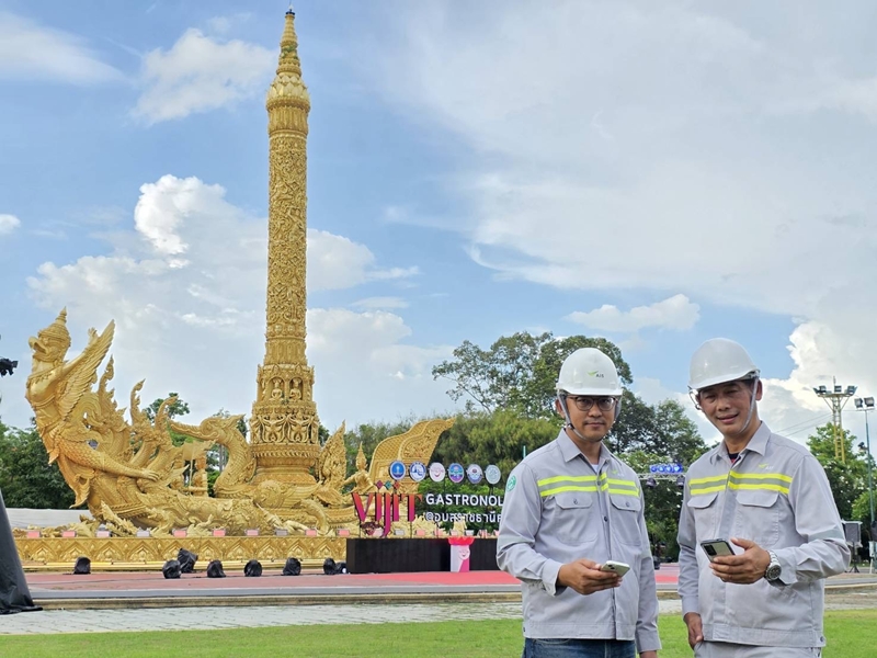 AIS เสริมเครือข่ายจัดเต็ม งานประเพณีแห่เทียน อุบล-โคราช